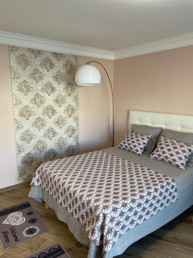 Studio With Swimming Pool 80 Meters Near The Beach Nice Eksteriør billede